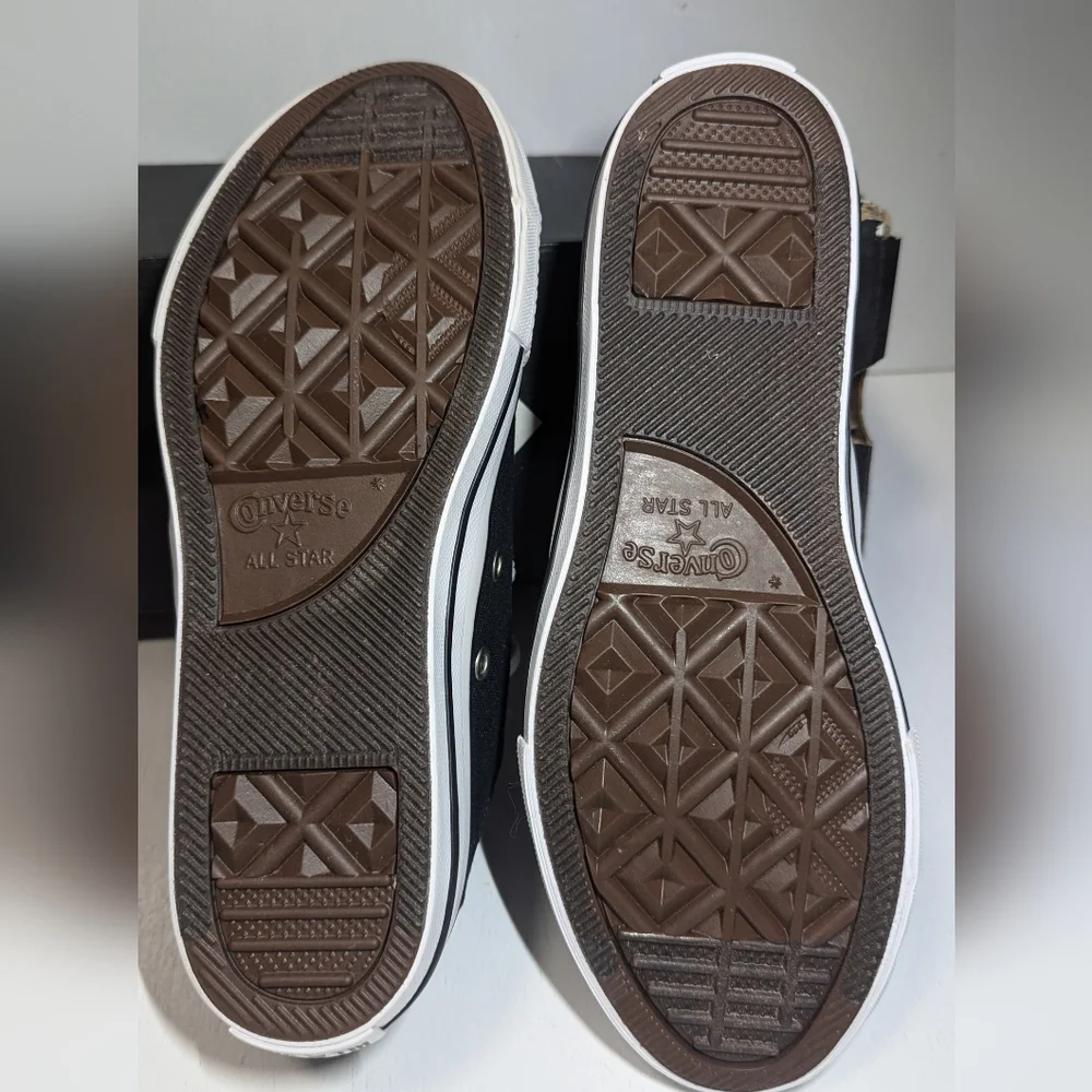 Converse Chuck Taylor All Star Multi-Tongue Low Sneaker Size 3.0